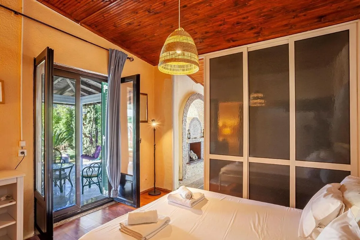 Sani Villa Suave With Pool
